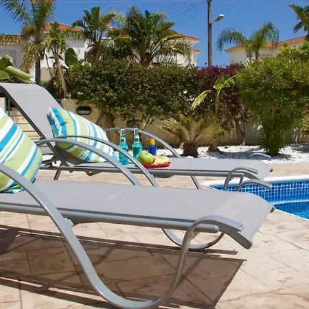 Staytion Family Villa